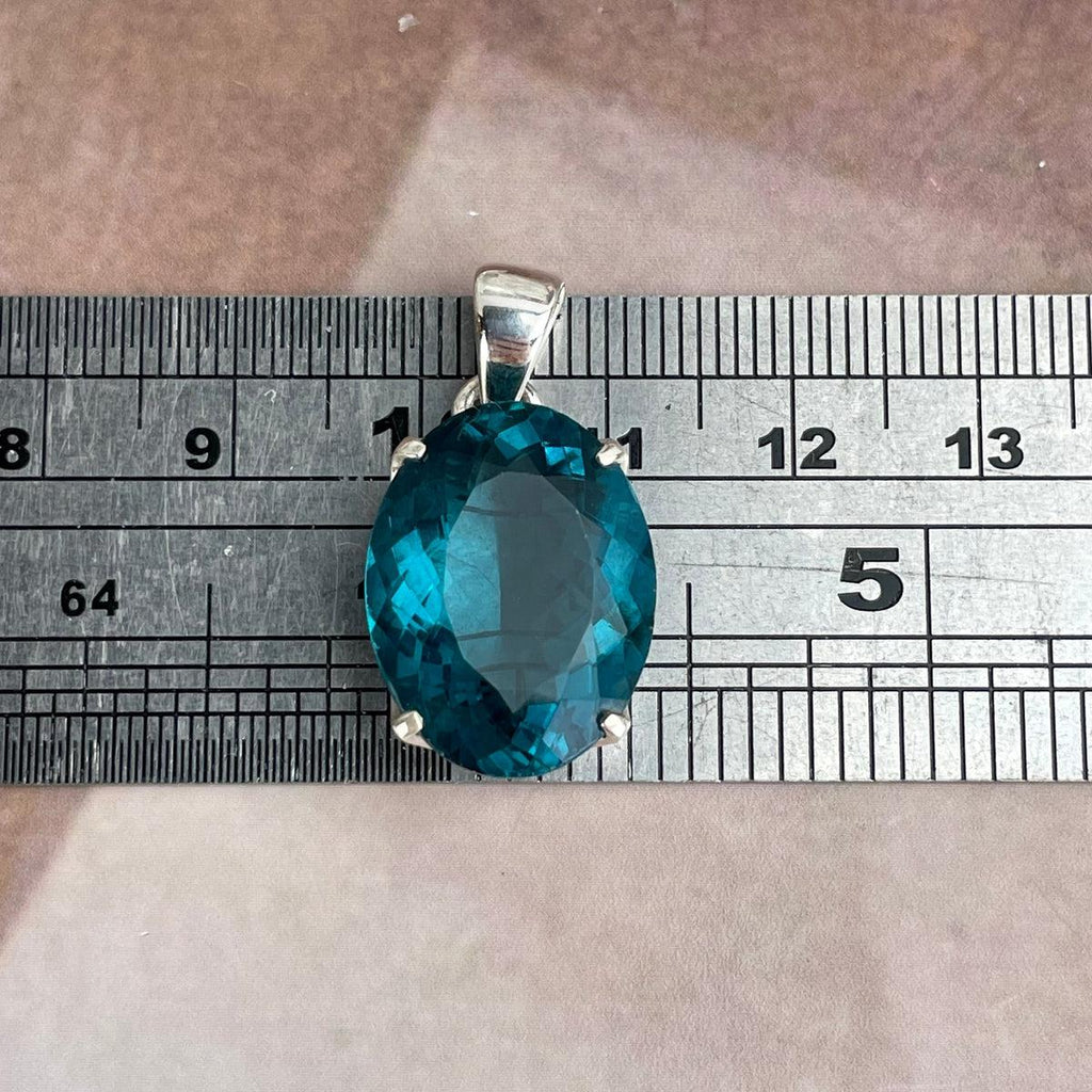 Green Oval Crystal Necklace