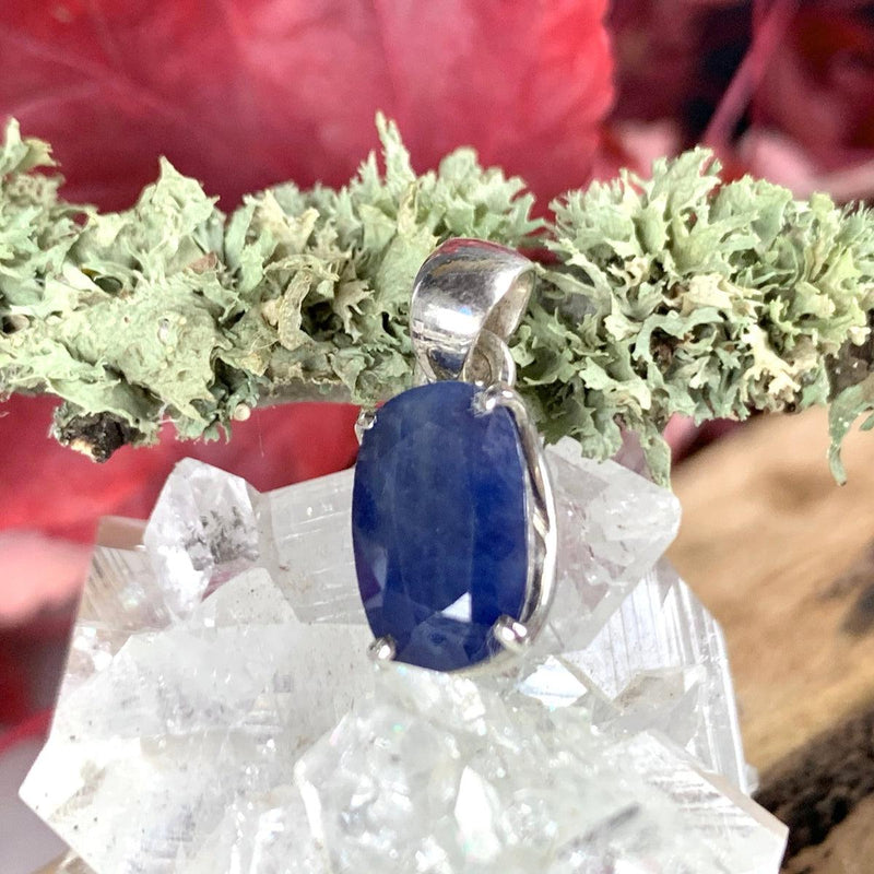 Sapphire Gemstone Pendant