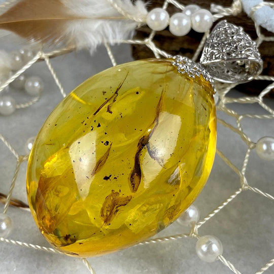 Baltic Amber Oval Pendant