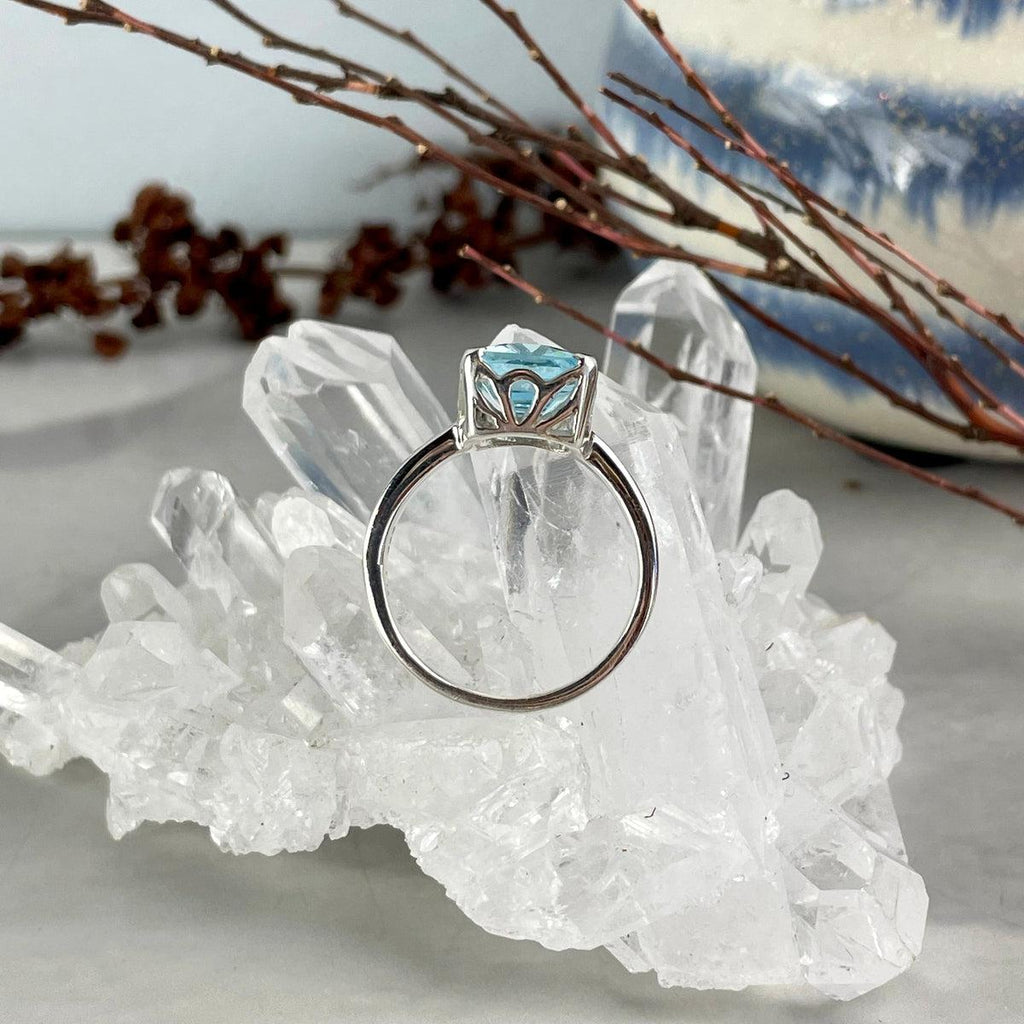 Sterling Silver Blue Topaz Ring