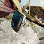 Unusual Patterned Crystal Ring