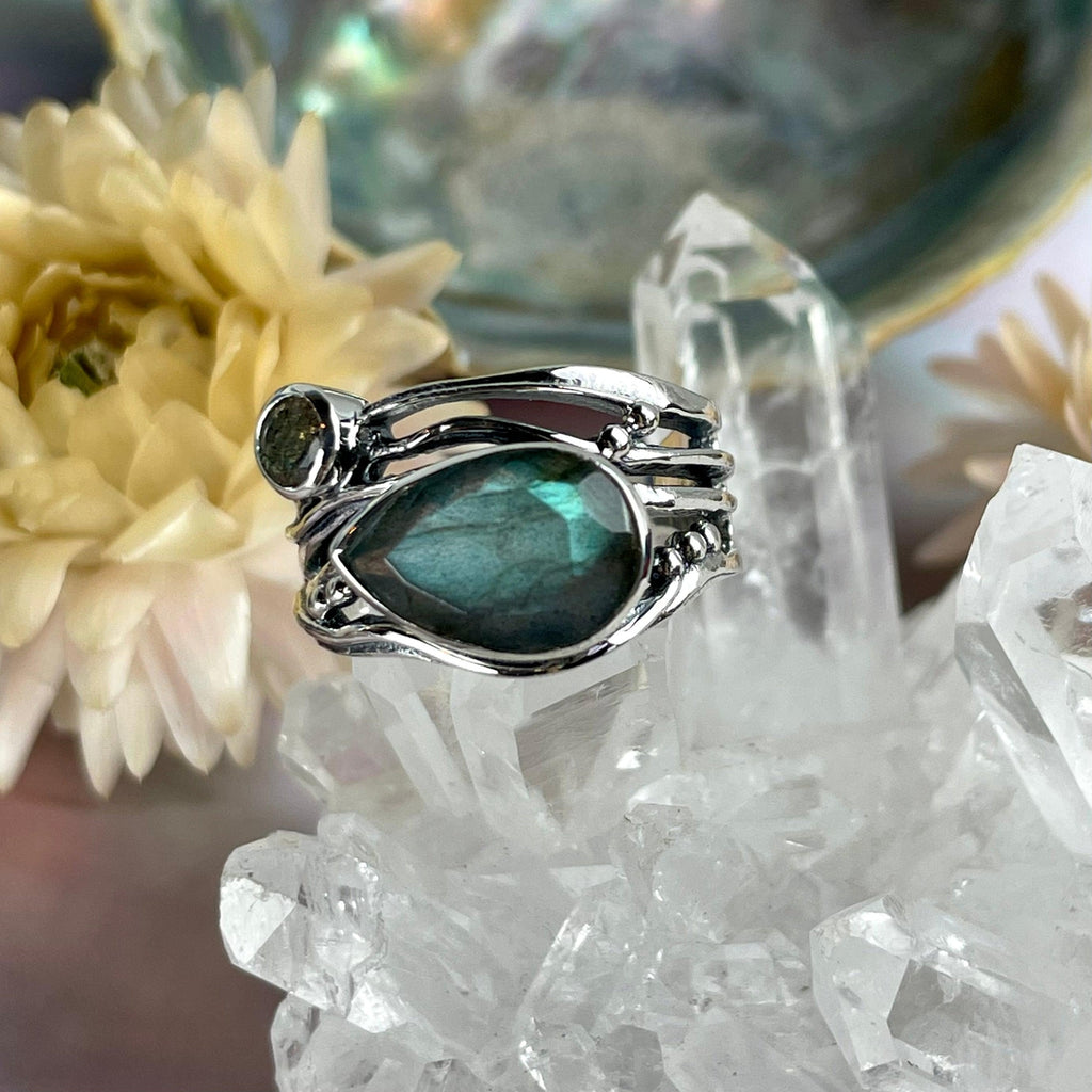 Green Labradorite Silver Ring